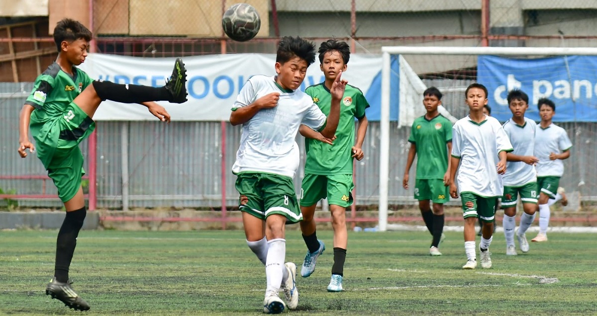 Liga Soeratin U15 - Drama Penalti di Pancoran, Kiper Real Jakarta Sesenggukan Setelah Gawangnya Dibobol Rorotan United